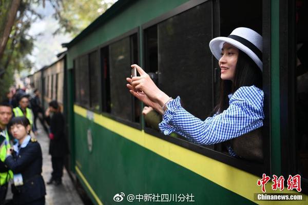 【91黑料ap下载】俄远东一货运列车脱轨并与另一列车磕碰